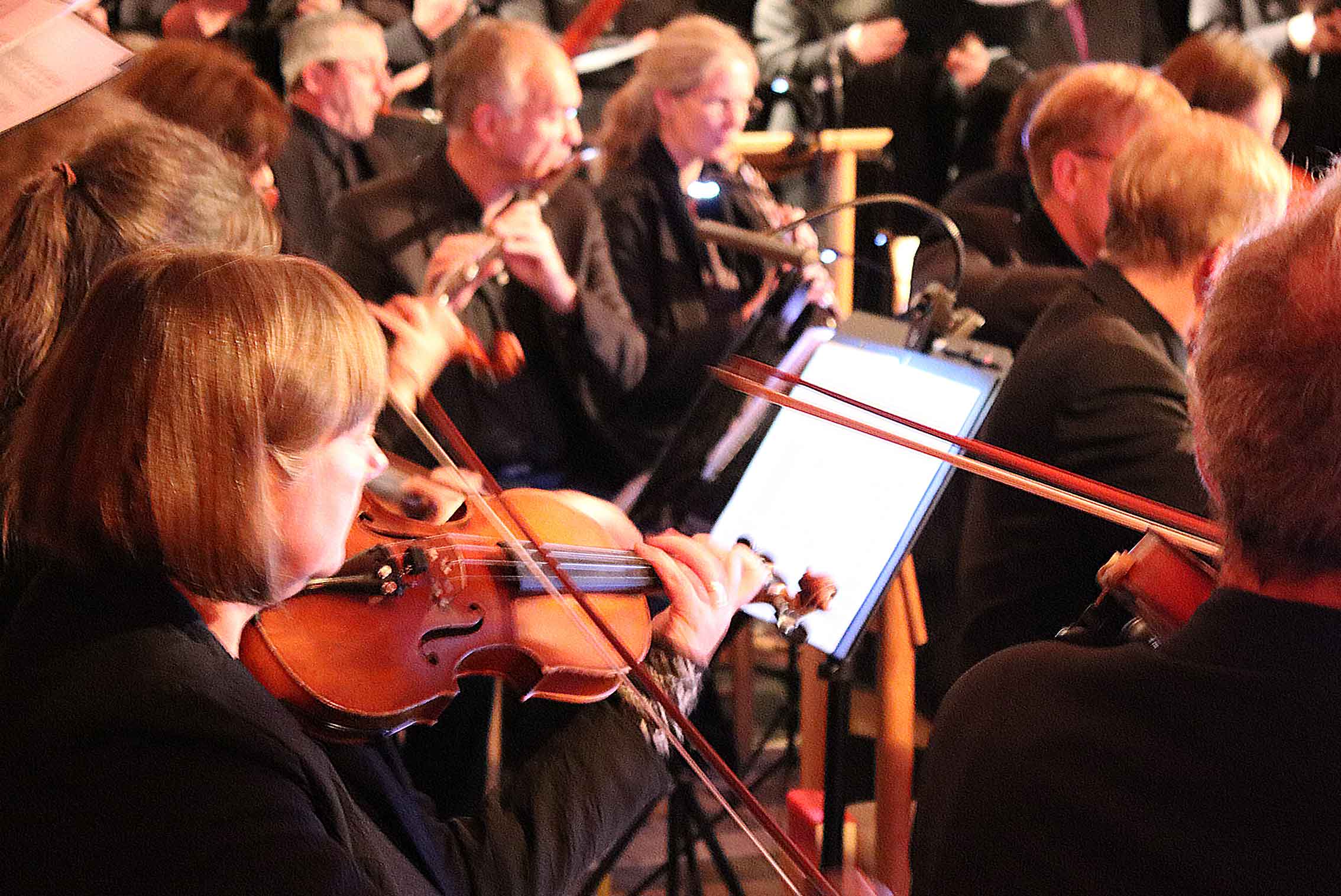 Button-bach-orchester-unterseite